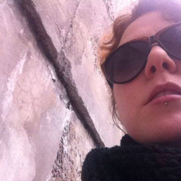 Meet your Posher, CyndiRose - Picture 1 of 1